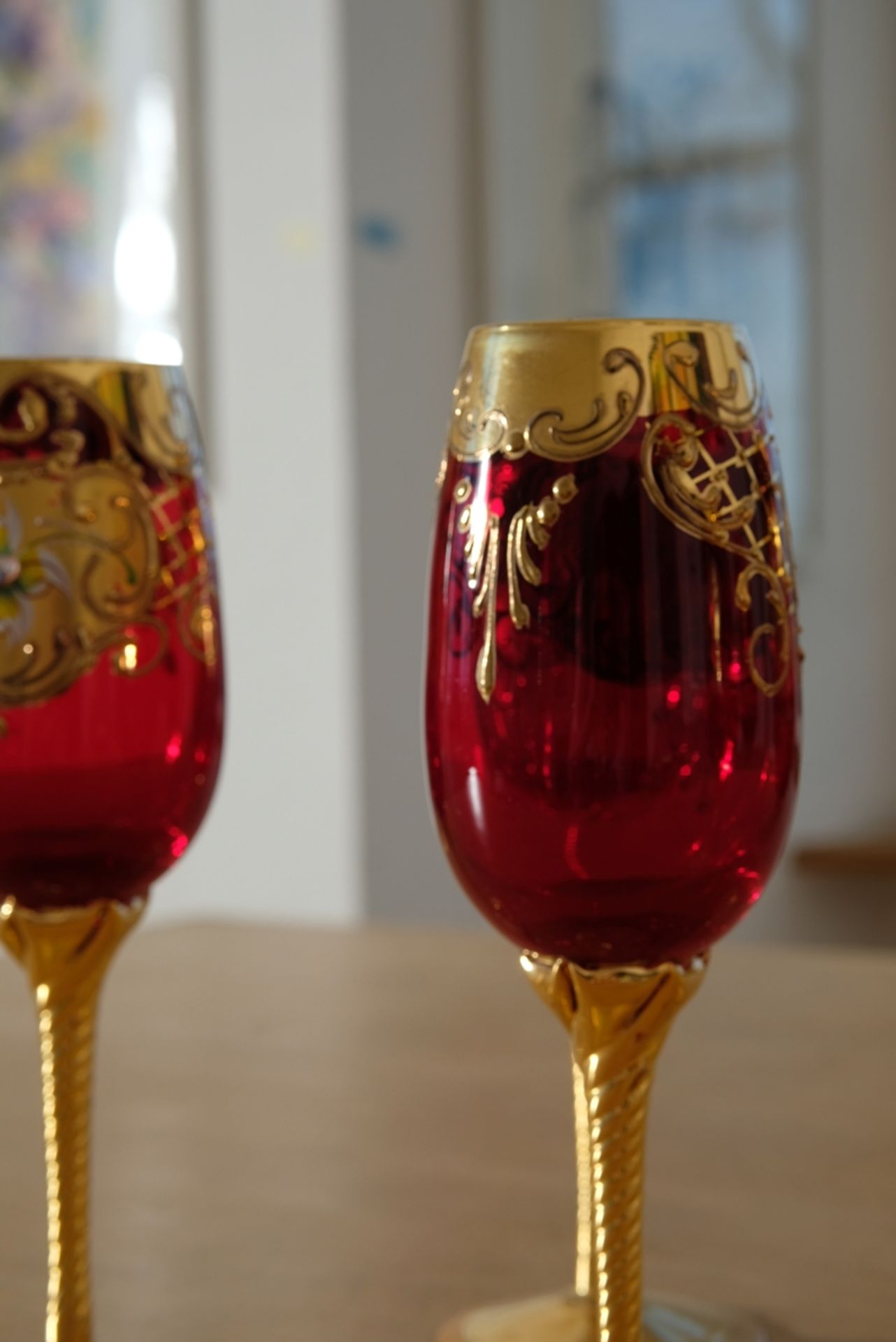 Six Murano wine glasses, Trefuochi, original Venetian wine glasses, ruby red glass, gold leaf ename - Image 3 of 3