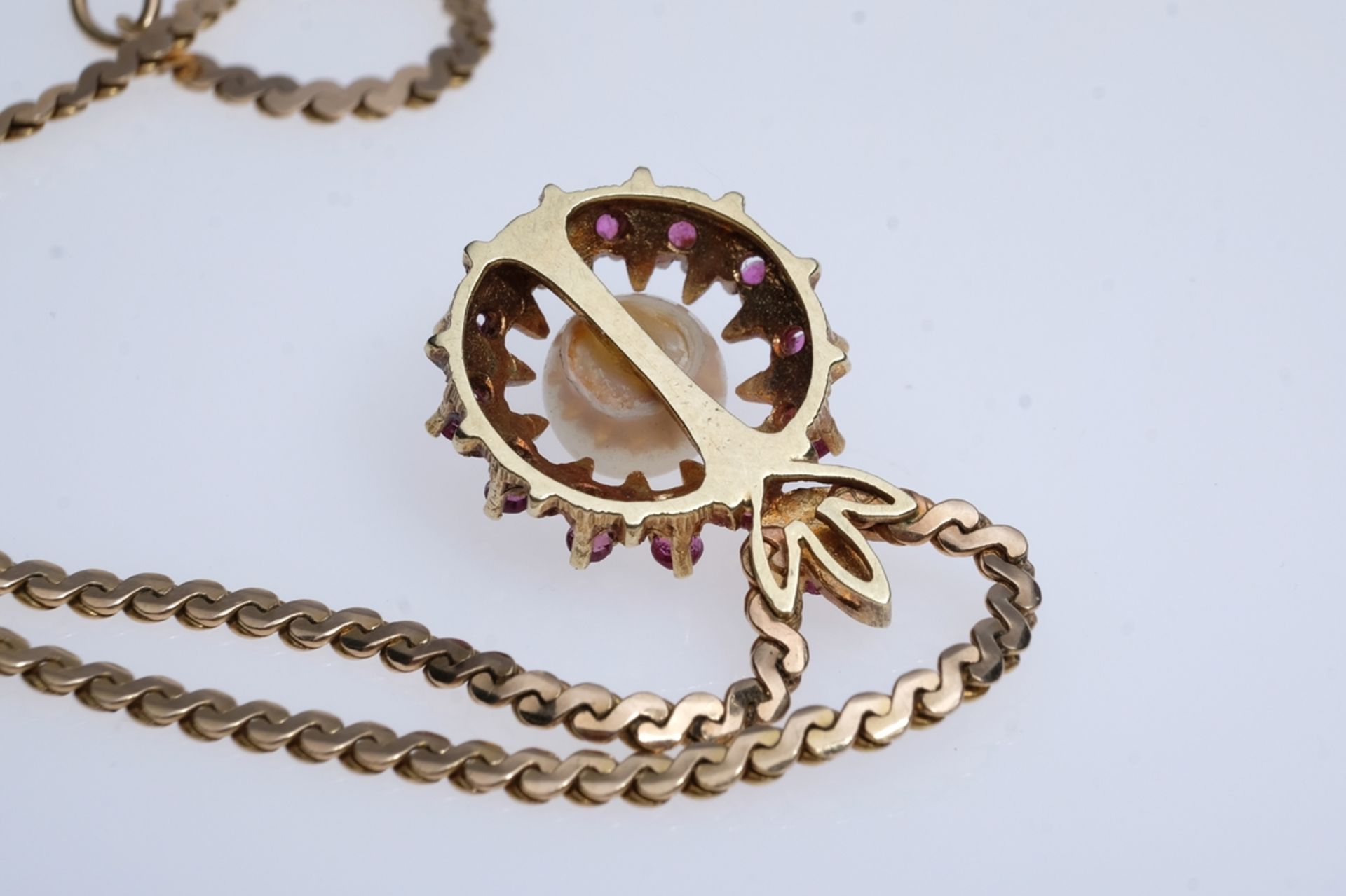 Collier with pendant, set with cultured pearl and wreath of genuine rubies, all tested, chain and s - Image 3 of 3