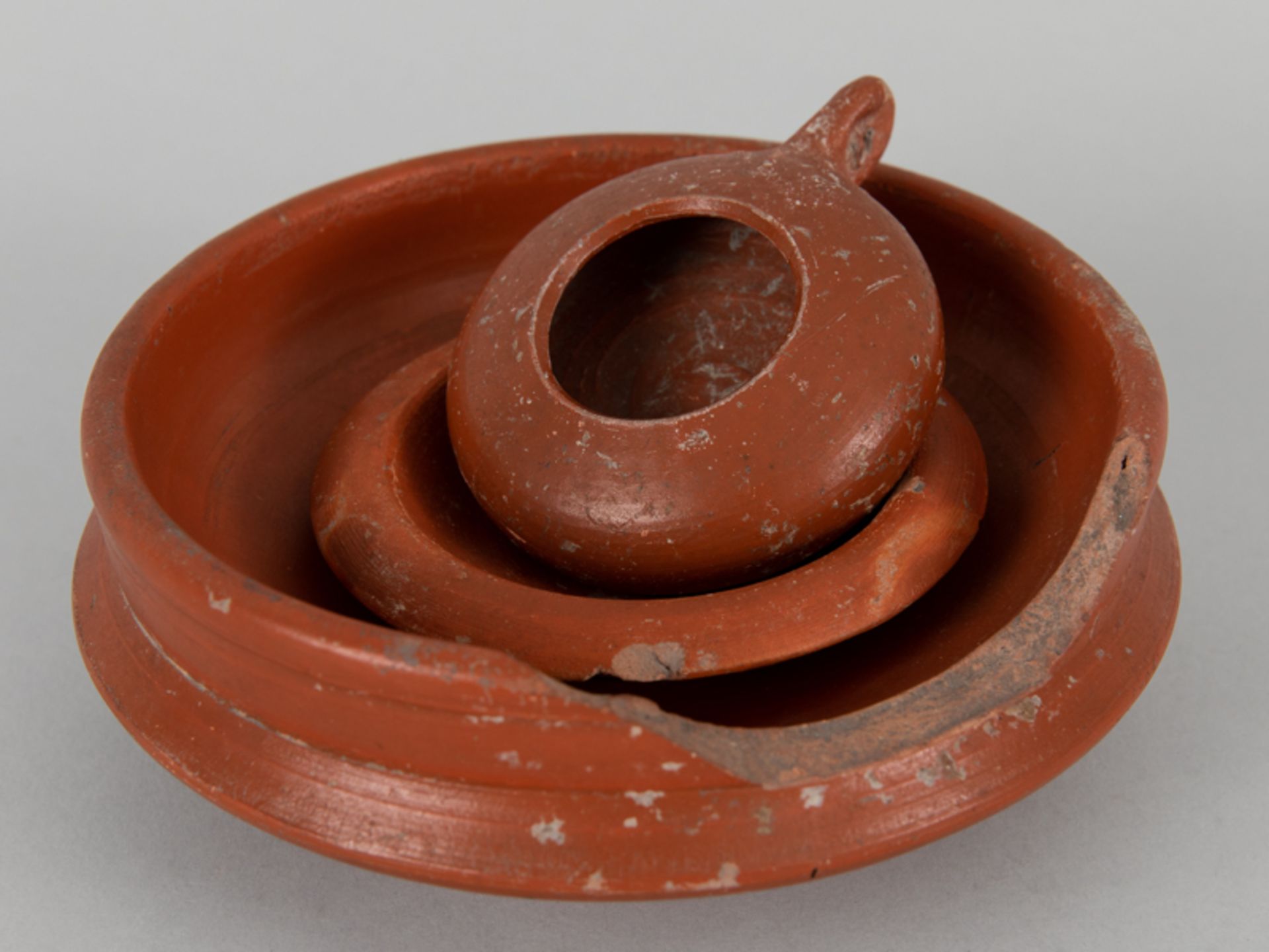 3 kleine Gefäße "Terra Sigillata", Italien und/oder Gallien, wohl Römisches Reich Keramik in der - Bild 2 aus 3