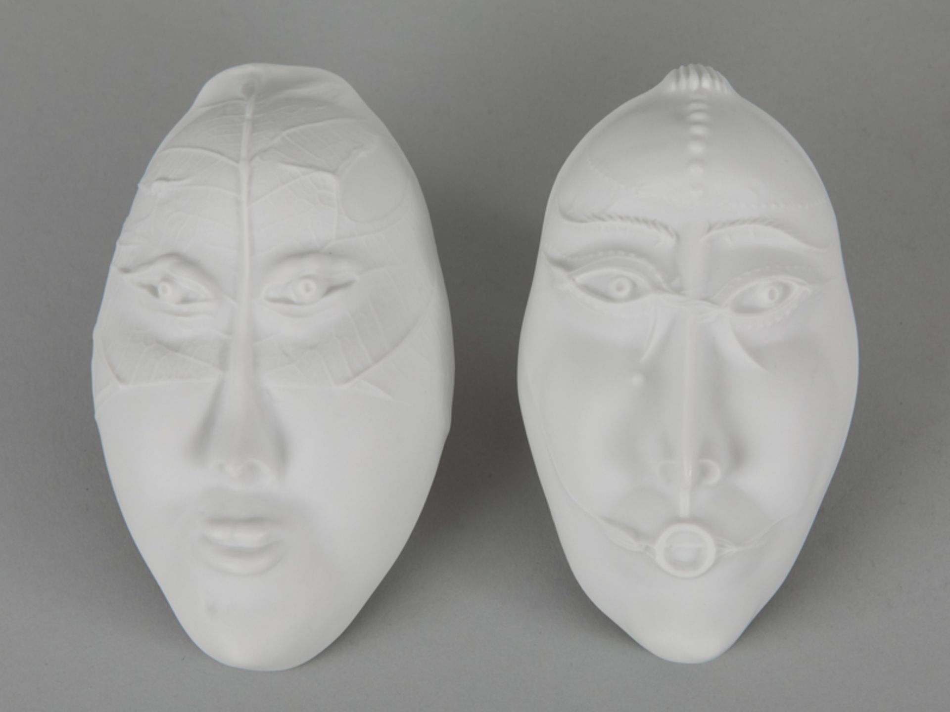 2 Masken "Herba" und "Terra", Paul Wunderlich (1927 - 2010), Rosenthal limitierte Kunstreihen,