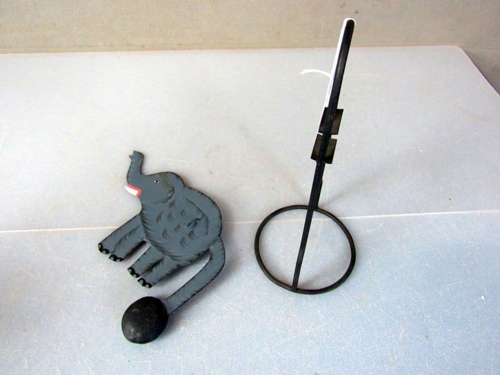 Blechspielzeug mechanisch Wackelfigur - Image 6 of 9