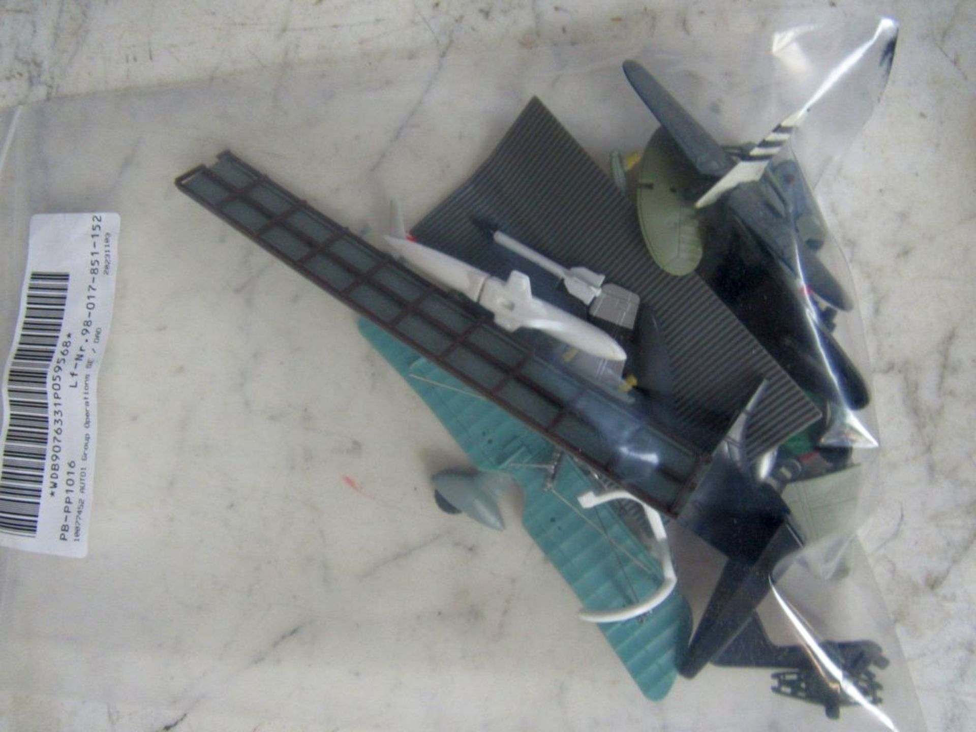 GroÃŸes Konvolut Modelflugzeuge - Image 9 of 10