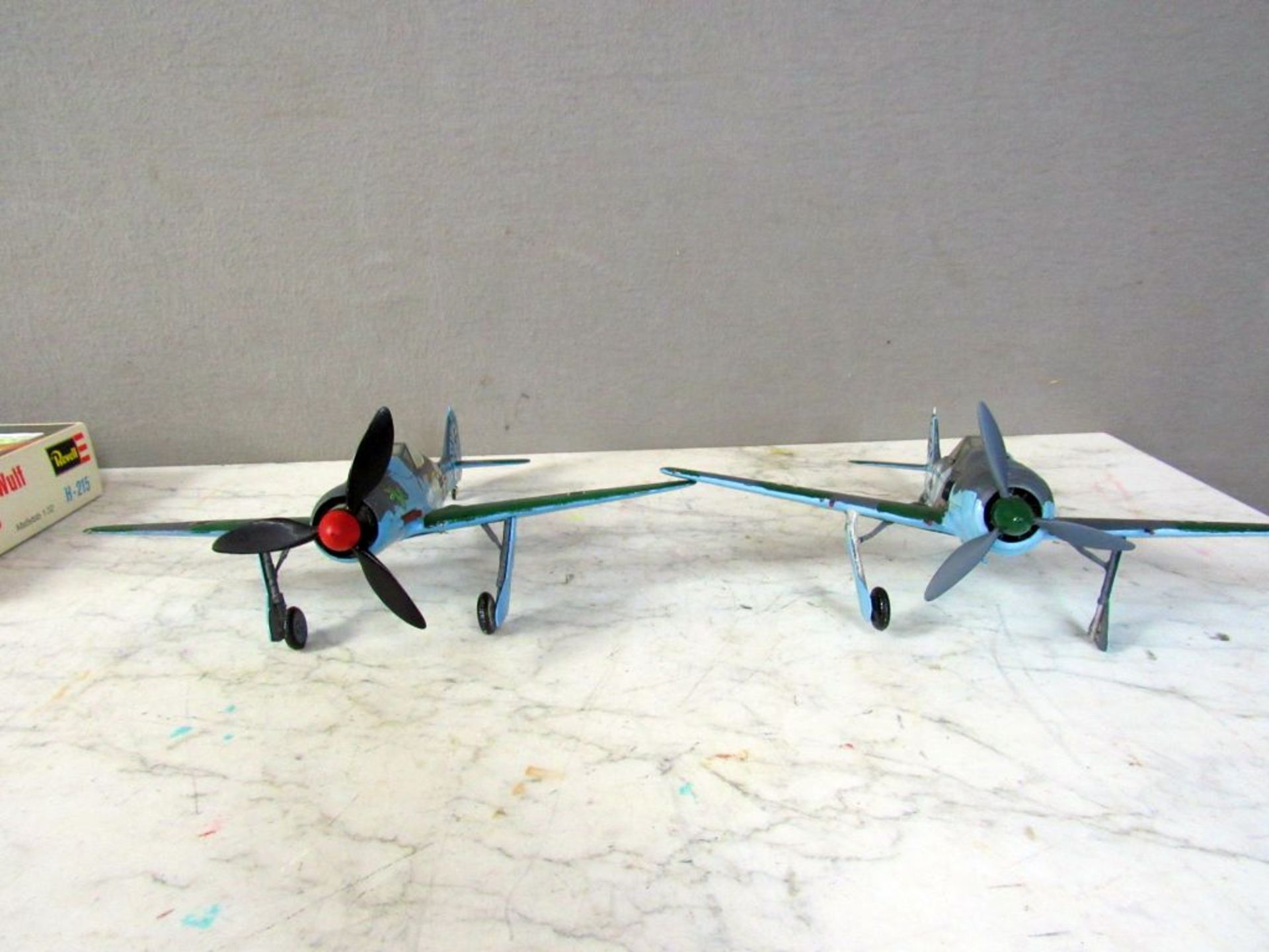 Zwei Modellflugzeuge Revell ca.28cm - Image 6 of 10