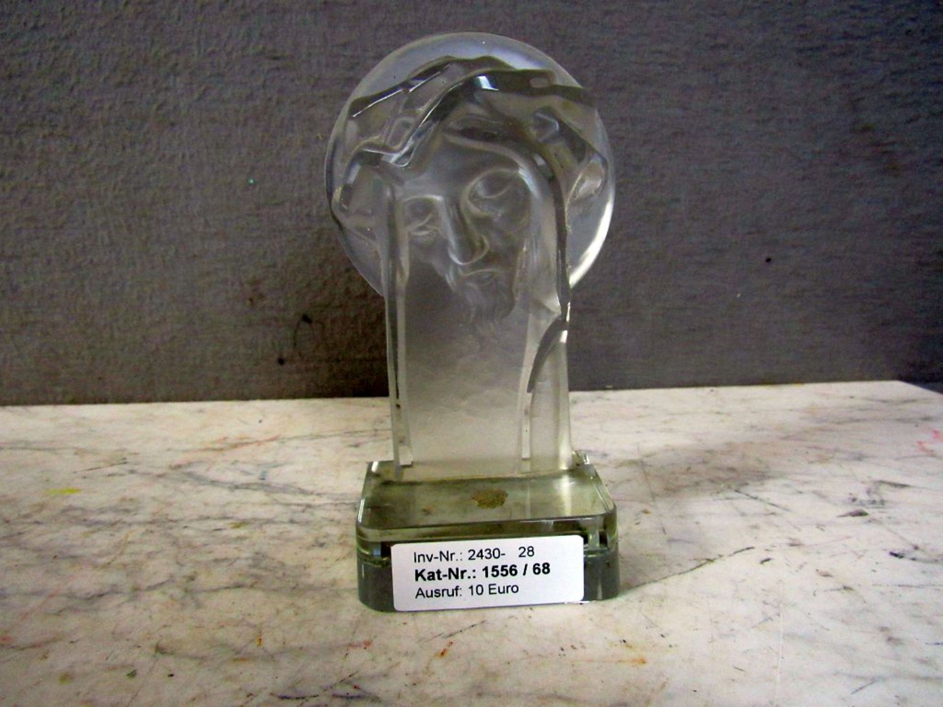 Glasskulptur Jesus gelabelt 16cm