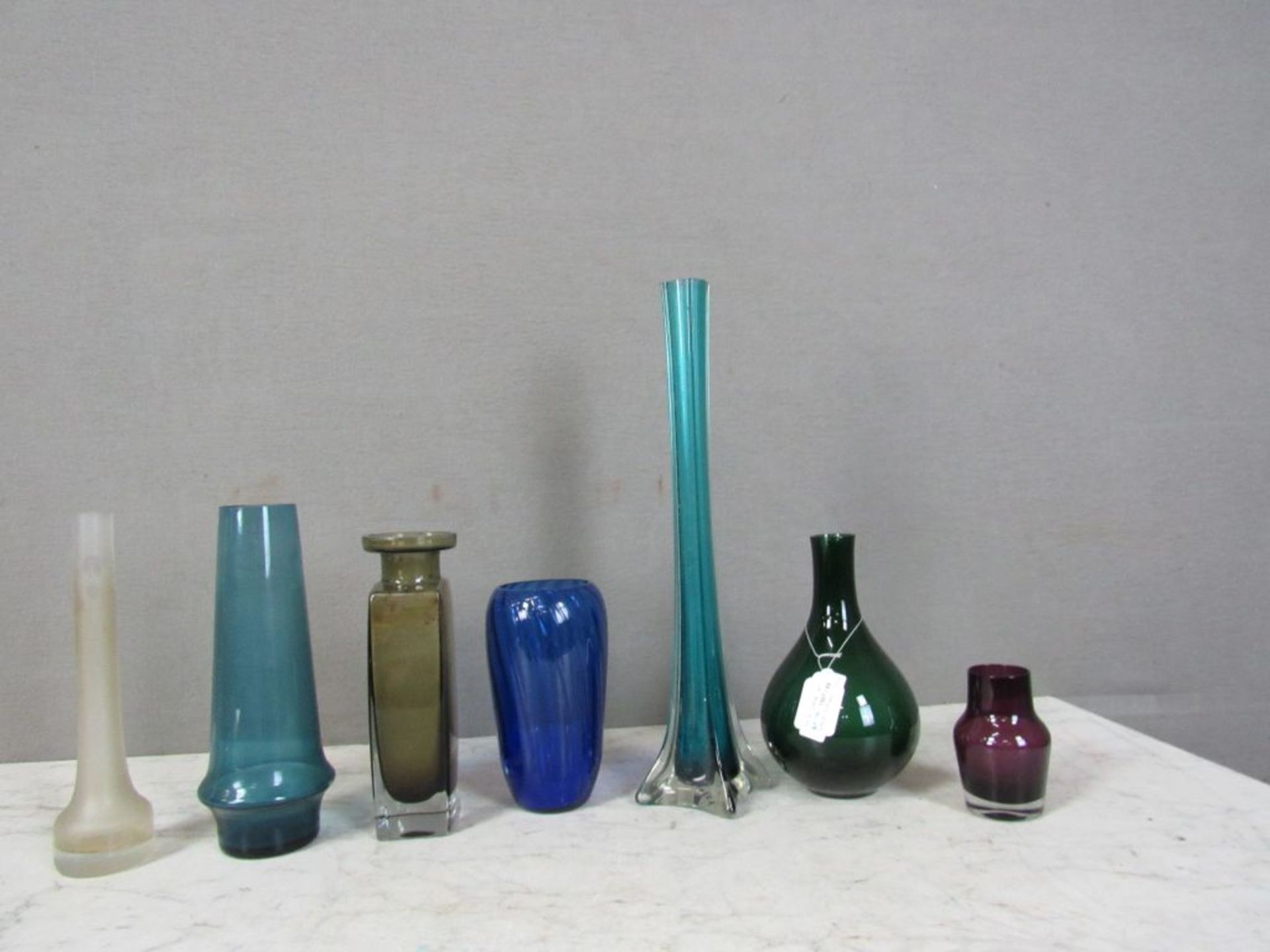 Sieben Glasvasen Vintage 60-70er Jahre - Bild 10 aus 10