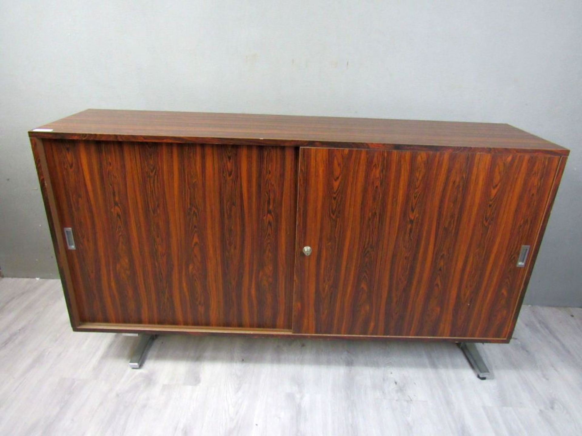 Sideboard Vintage 60er Jahre auf