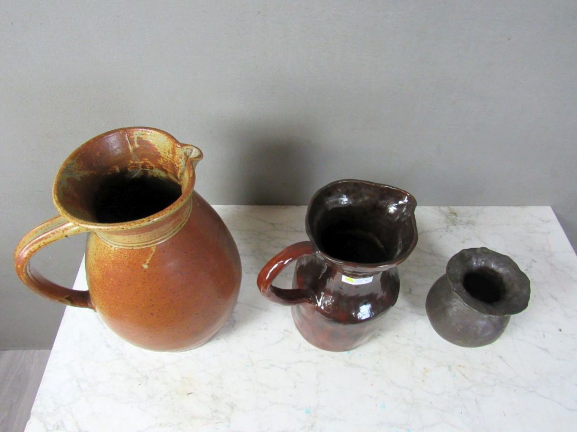 Drei Keramikkannen teilweise gemarkt - Bild 2 aus 10