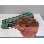 Antike Geige im Koffer mit 2