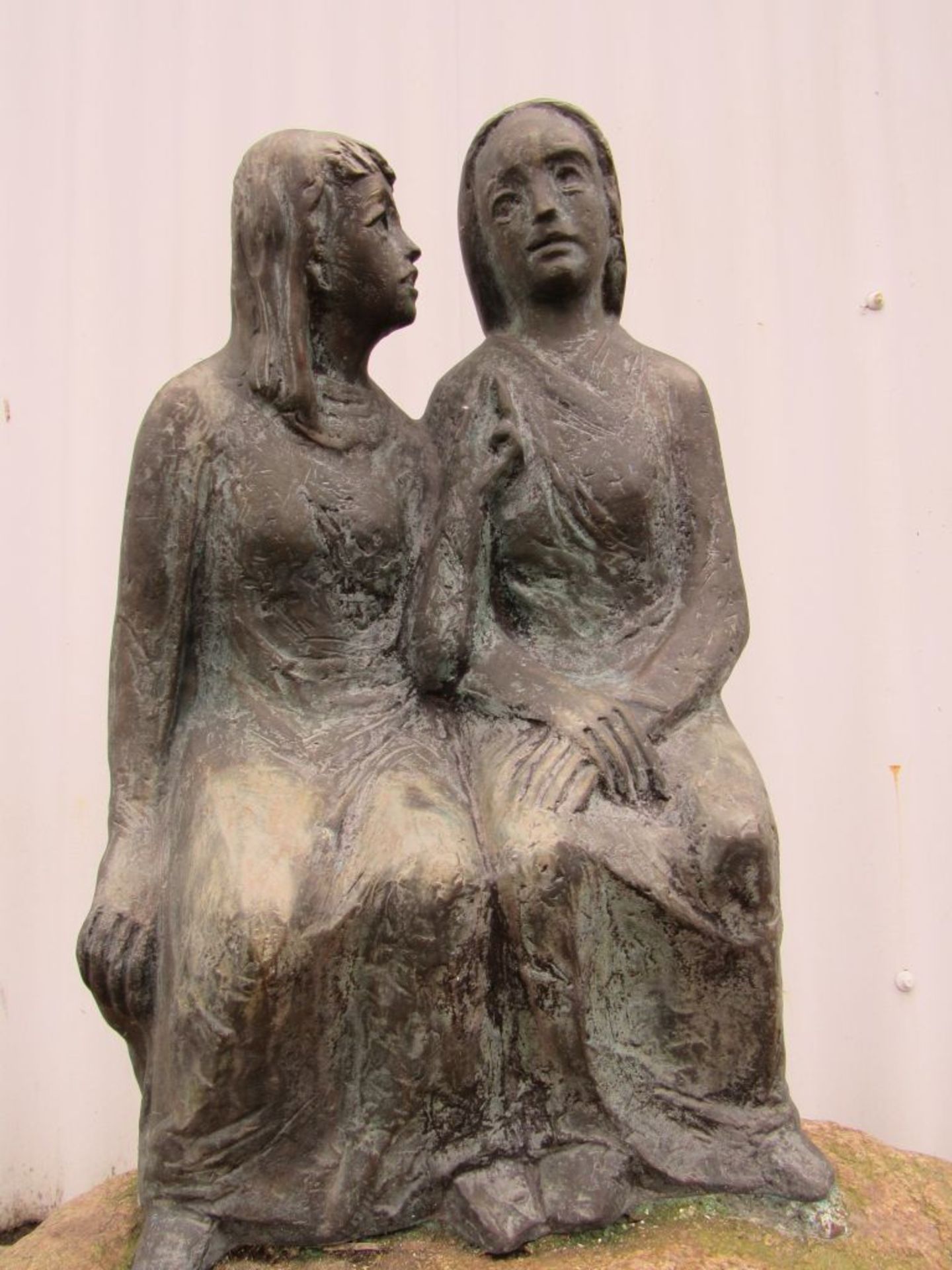 Bronze Skulptur Mann und Frau sitzend - Image 7 of 10