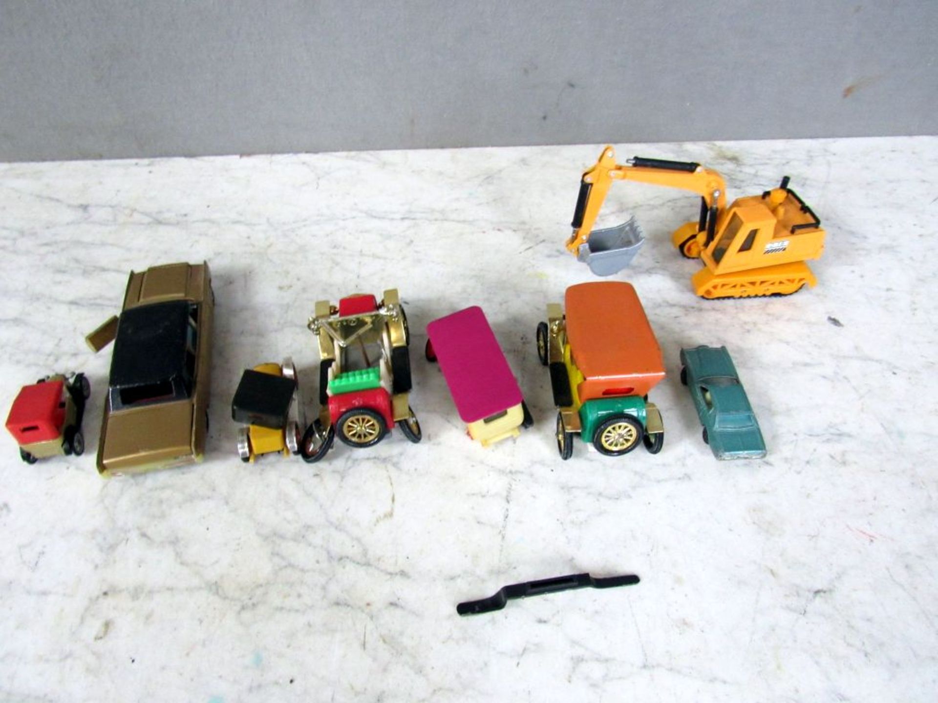 Unterschiedliche Autos Corgi Toys - Image 10 of 10
