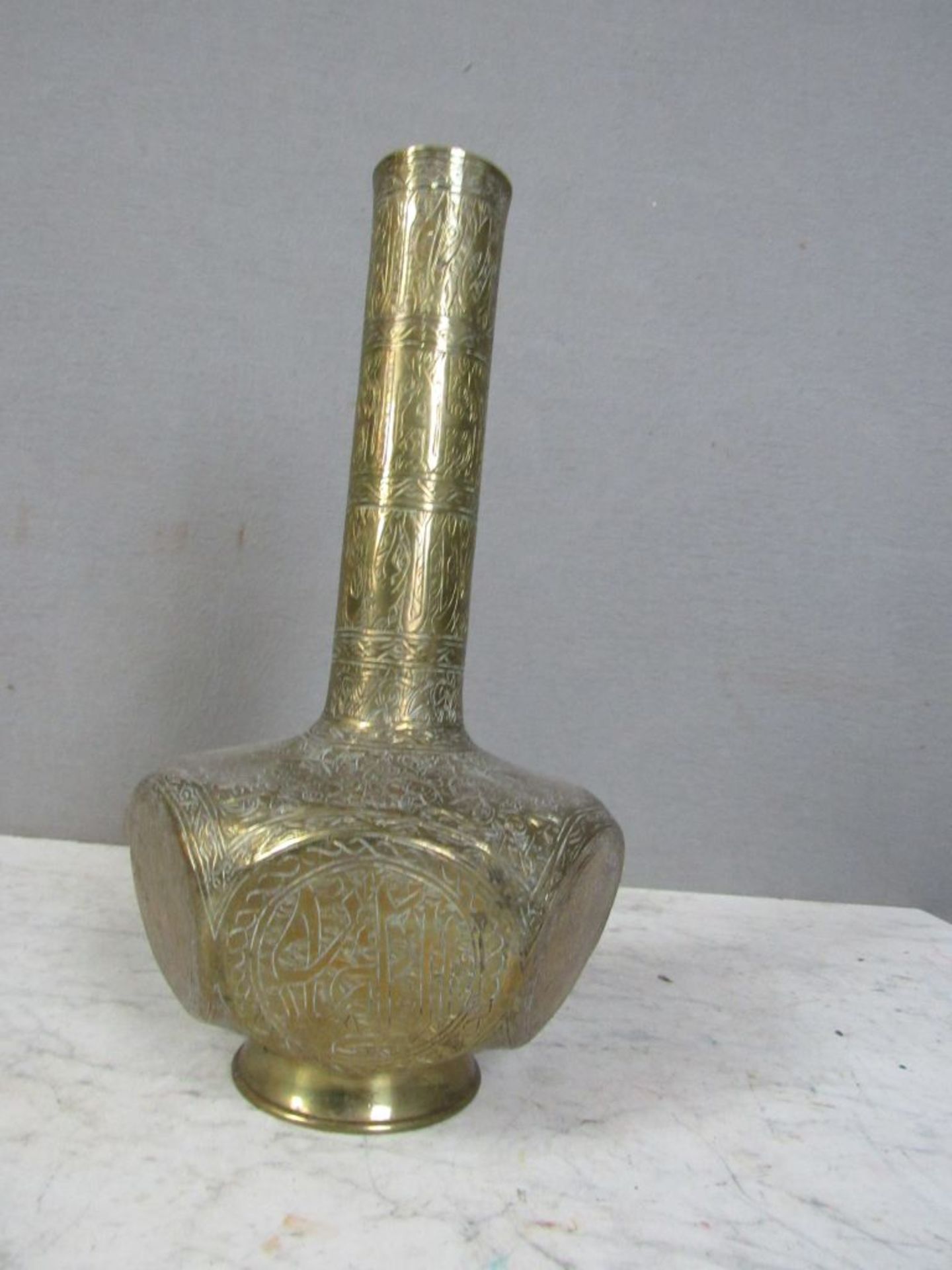 Orientalische Vase 19. Jhdt. Messing - Bild 7 aus 8