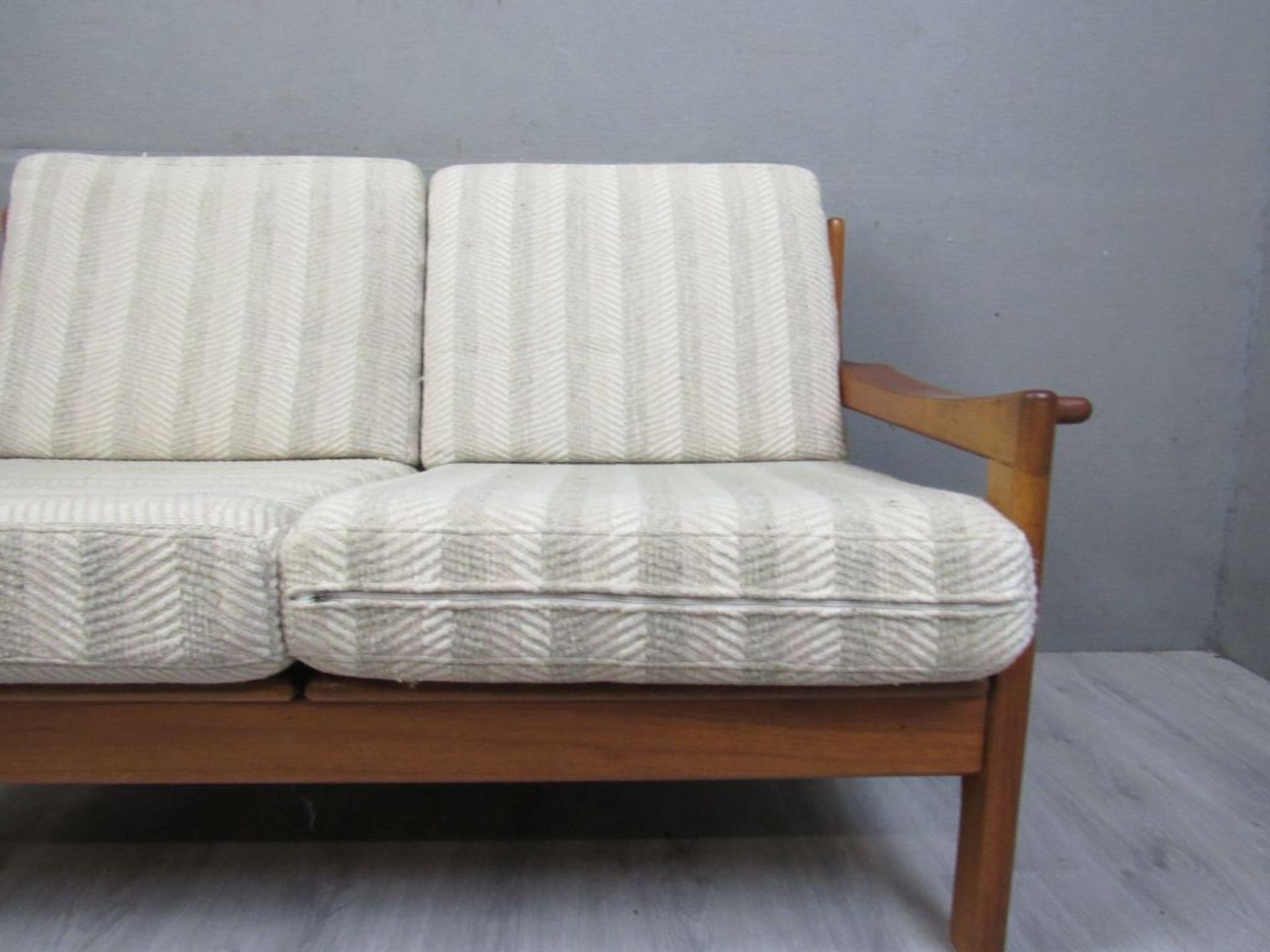 Danish Design Vintage Teak Sofa 2 - Image 4 of 9