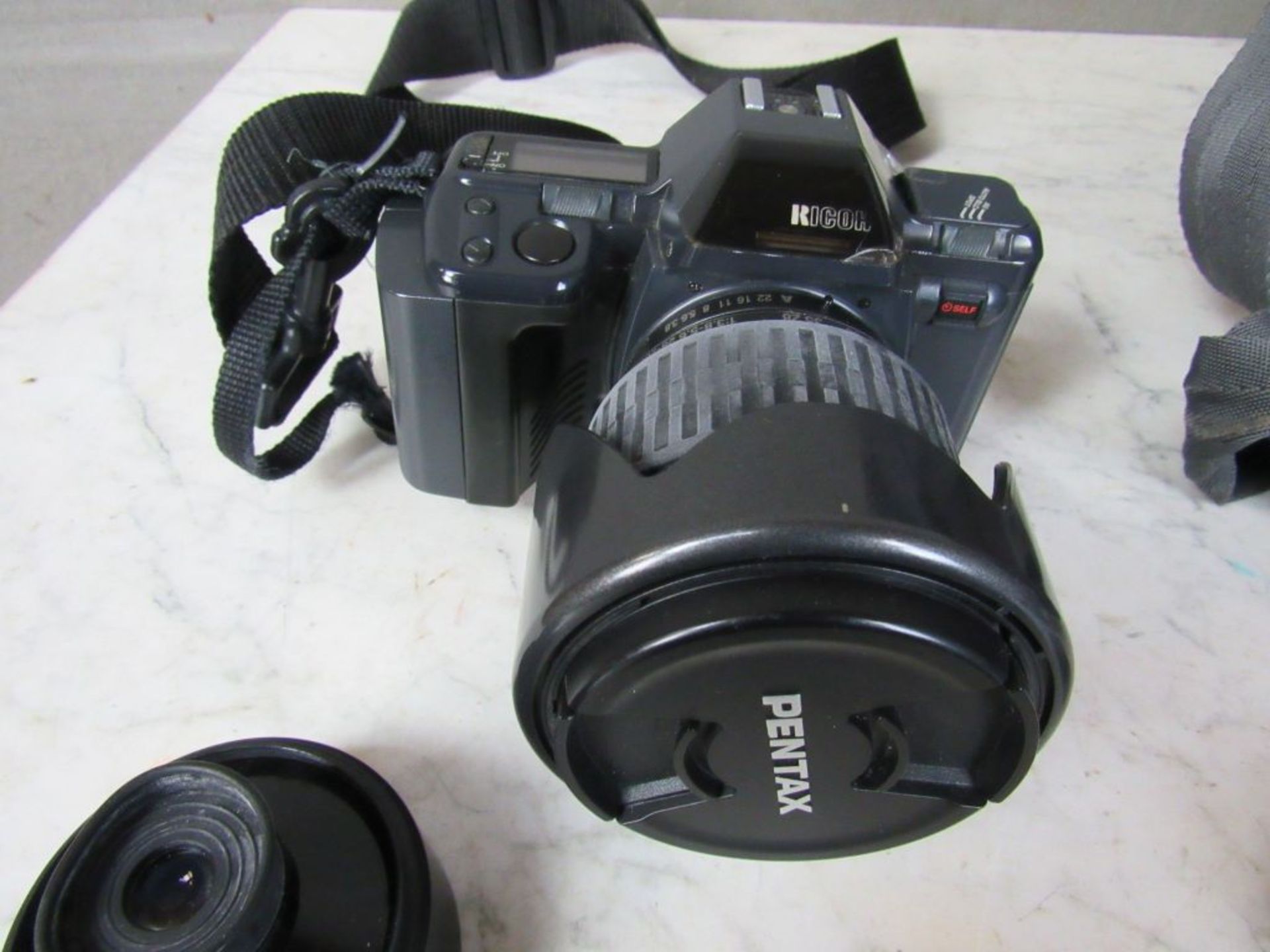 Kamera Ricoh mit ZubehÃ¶r in Tasche und - Image 3 of 10