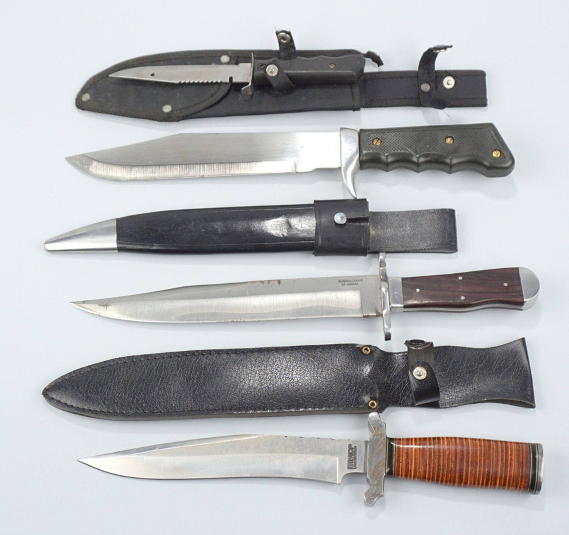 3 Outdoormesser, u.a. Impact custom knives