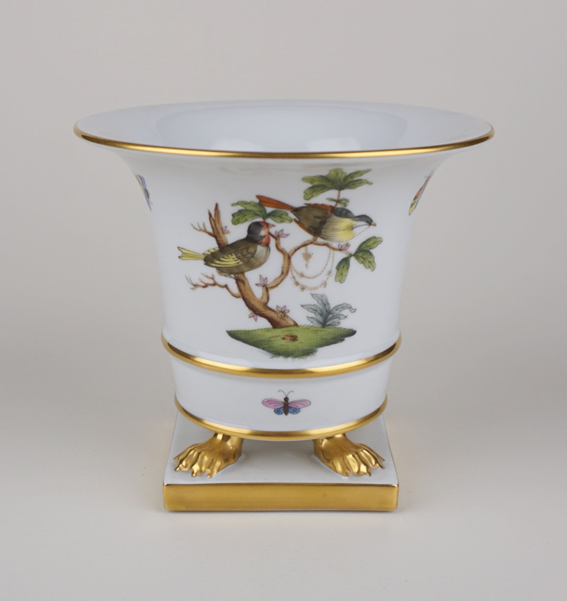 Vase mit Löwentatzenstand mit Vogelmotiven, Herend, Rothschild, Ungarn, 2.Hälfte 20.Jh.