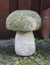 Pilz, Sandstein/Granit?, zweiteilig