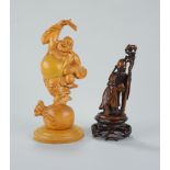 2 geschnitzte Holzfiguren "Glücklicher Buddha" und "Gelehrter", China, 2.Hälfte 20.Jh.