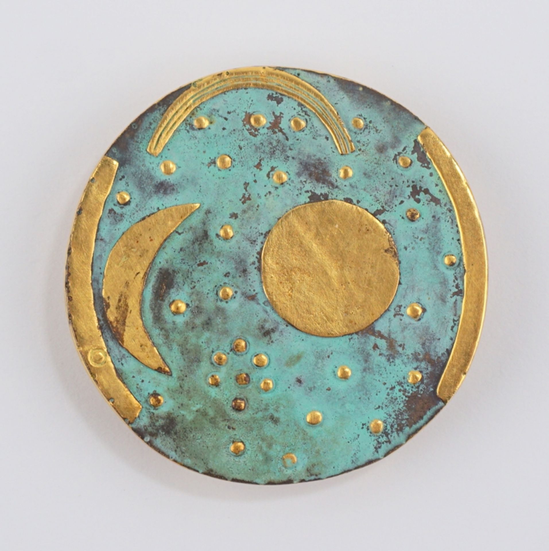 Anhänger / Brosche Himmelsscheibe von Nebra, Bronze mit Teilvergoldung