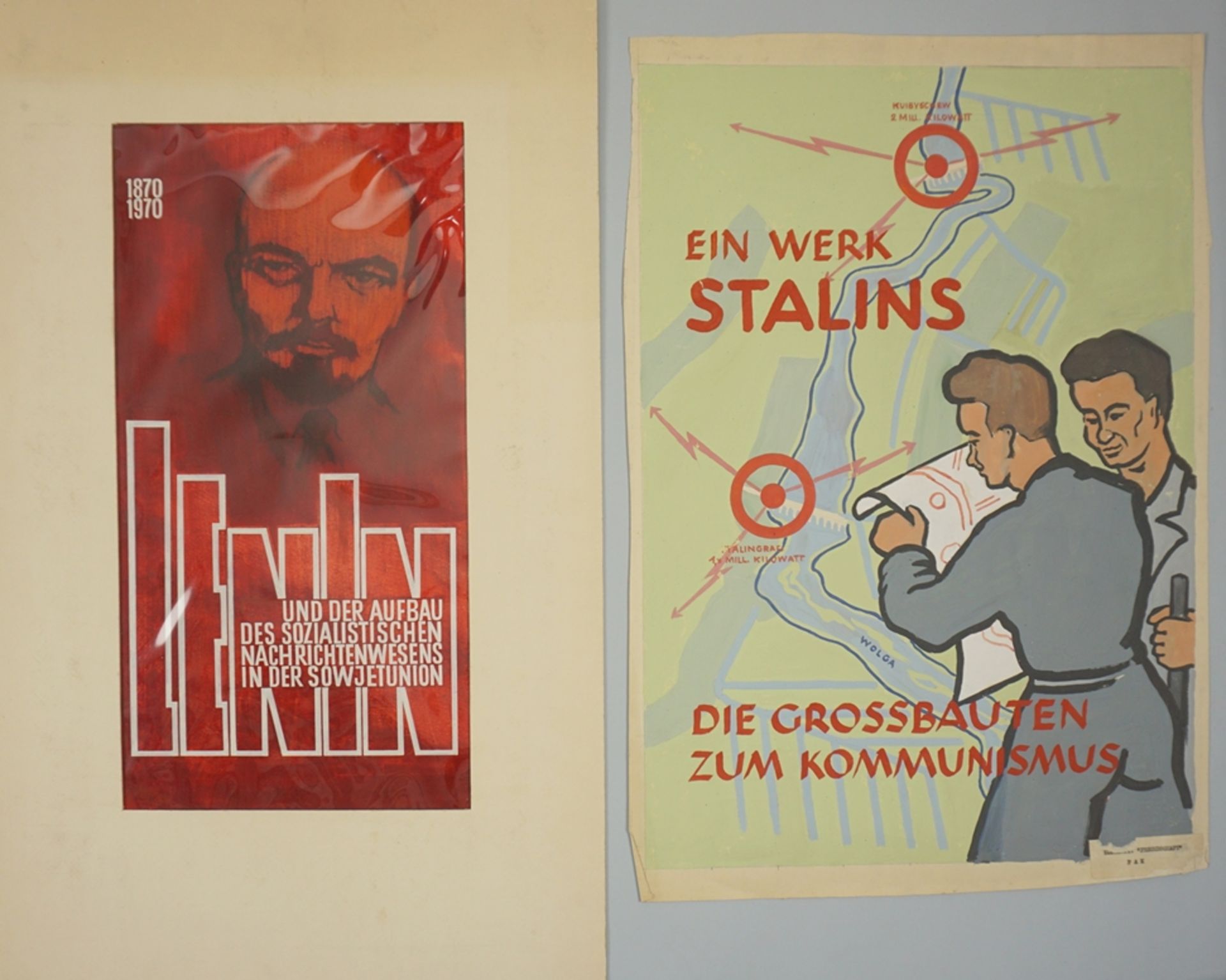 2 handgemalte Propaganda-Plakate, Rolf Albrecht (1920 - 1995, Magdeburg), Mischtechnik/Papier/Karto