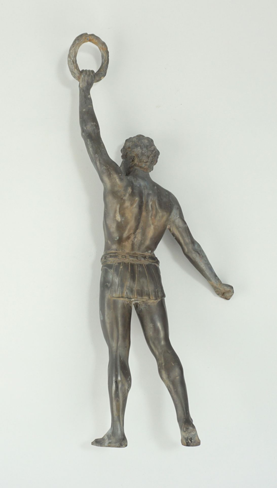 Figur "Der Sieger", Spritzguss, 1. Hälfte 20.Jh. - Image 2 of 2