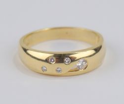 Ring mit 5 Diamant-Brillanten, 585er Gold