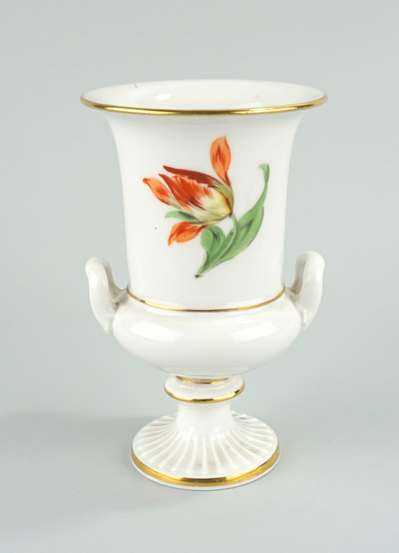 kleine Amphorenvase mit Blumen, Hausmalerei, Meissen, Pfeifferzeit (1924-1934)