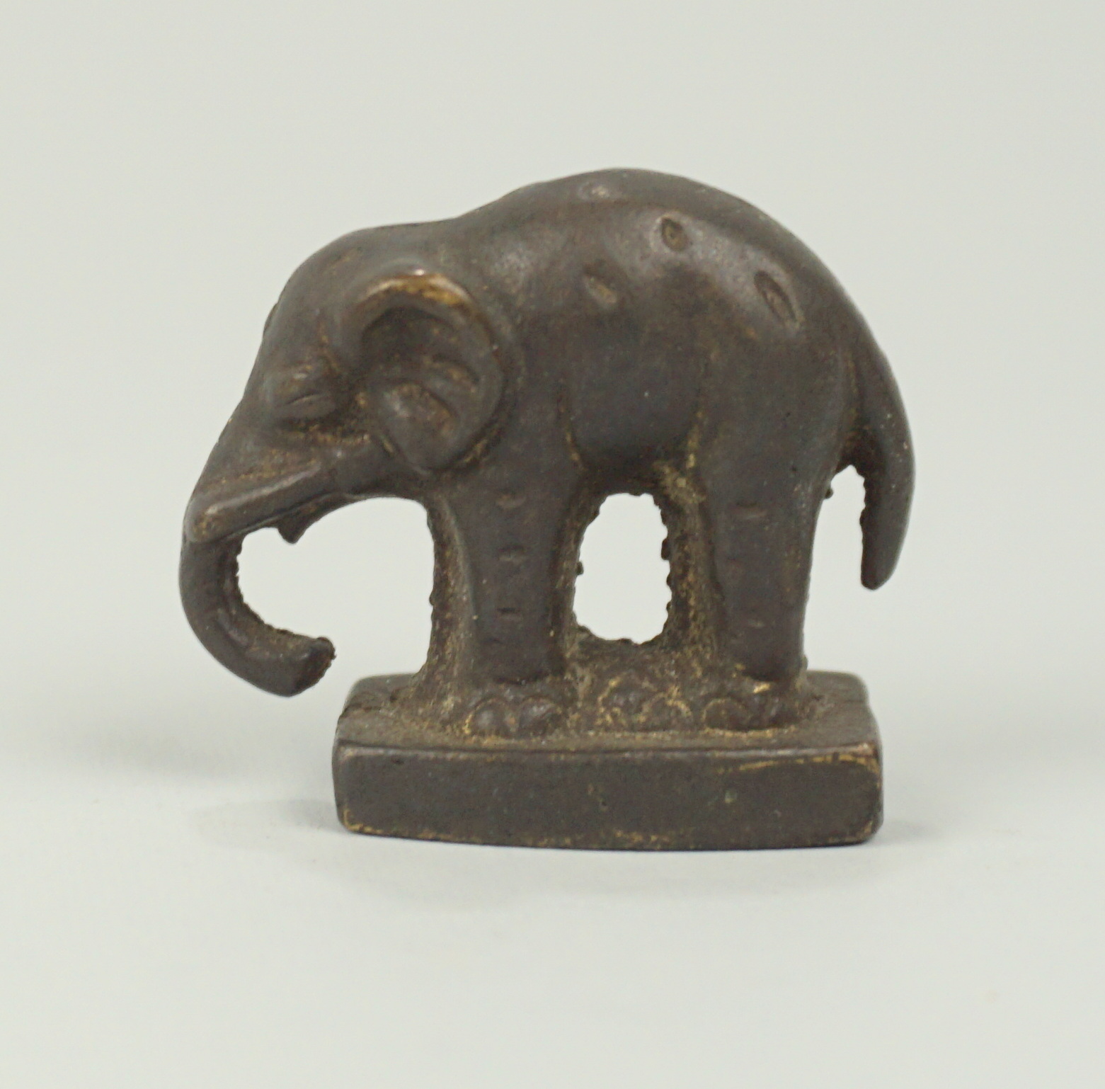 Bronze-Miniatur "Elefant" - Bild 2 aus 2
