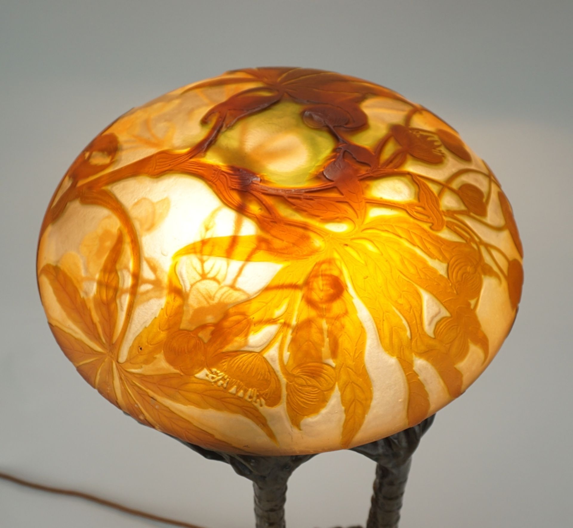 Friedrich Gornik und Emille Gallé, exotische, große Tischlampe mit Löwen, um 1900 - Image 7 of 14