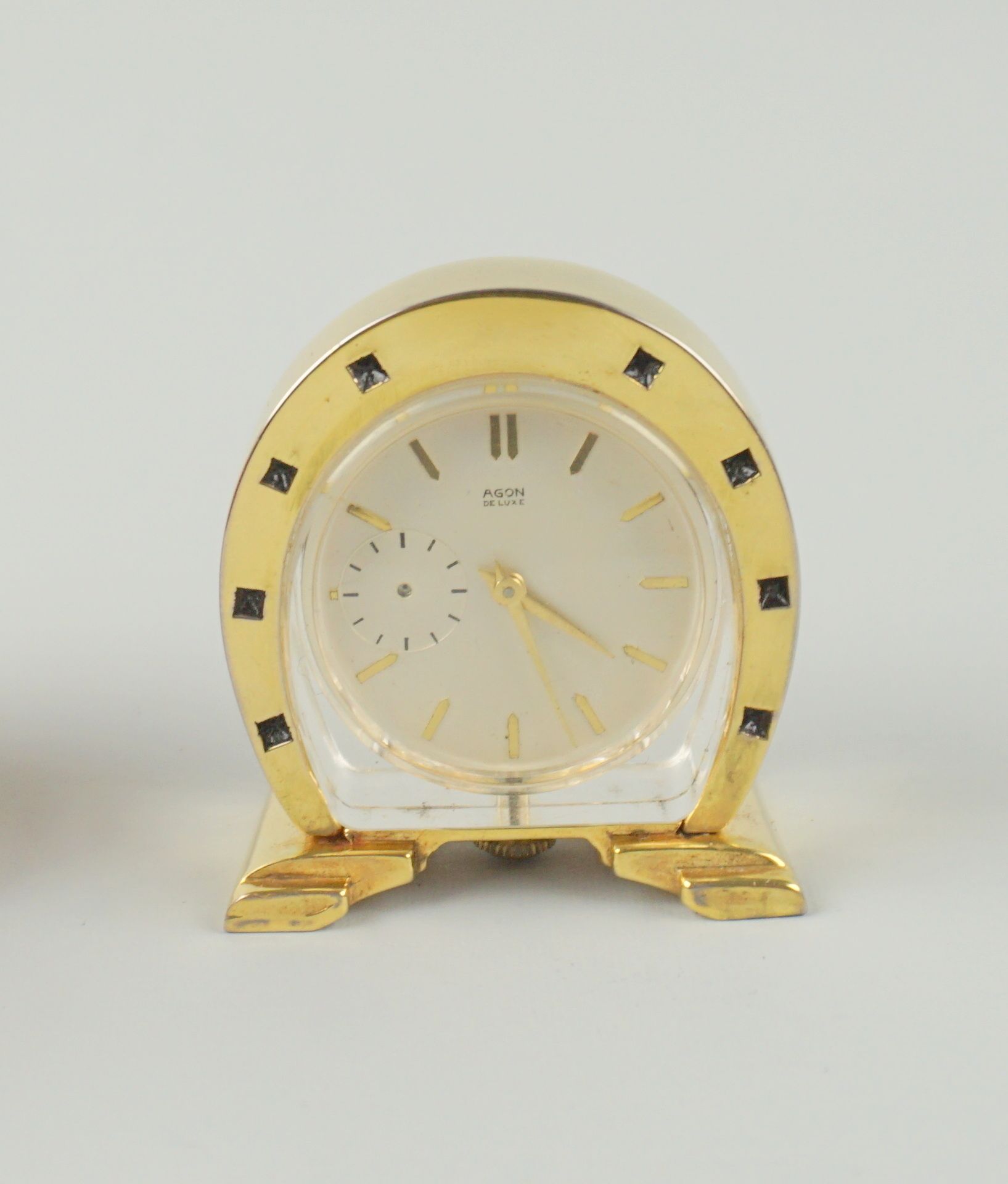 Reiseuhr "Agon deluxe" Hufeisenform, 1960er Jahre