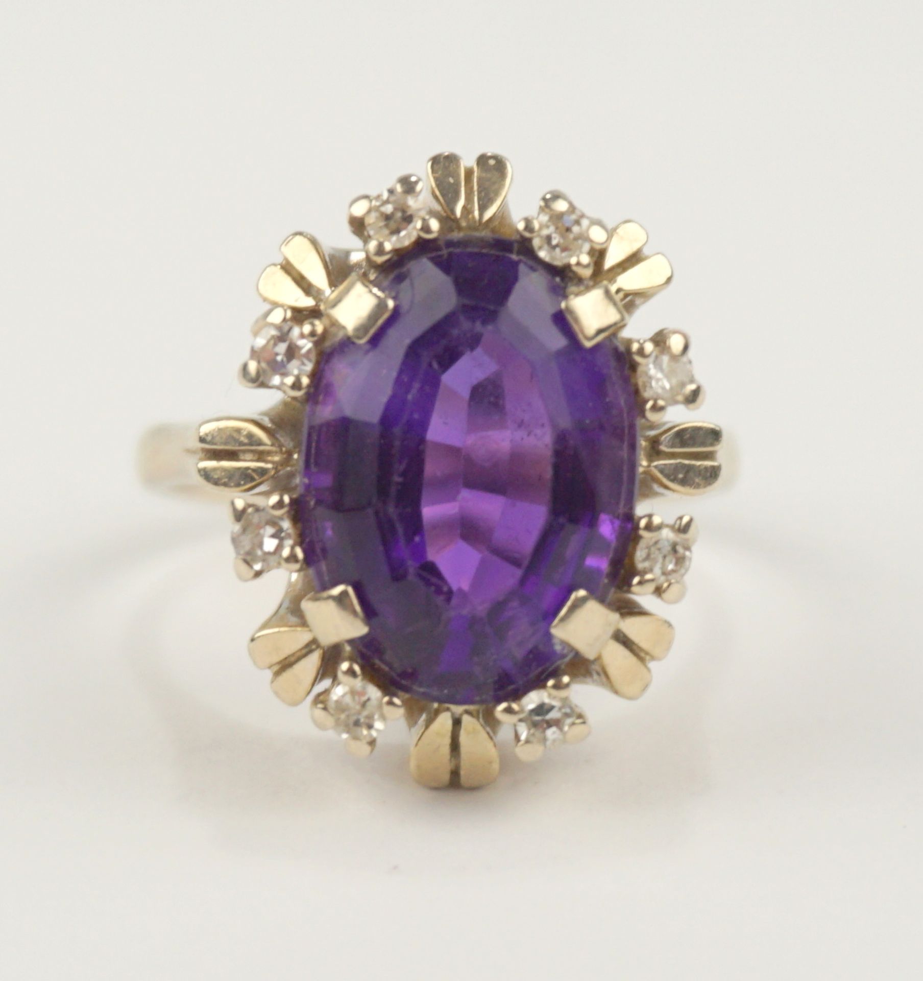 Amethyst-Diamant-Brillant-Ring, 585er Weißgold