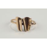 Ring mit gefaltetem Ringkopf, 333er Gold