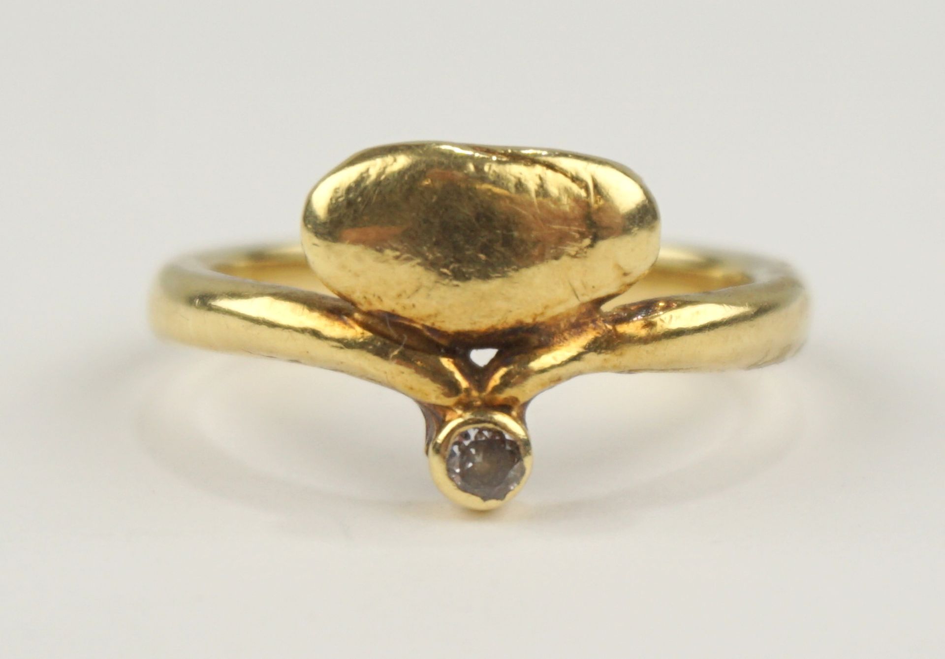 Ring mit kleinem Diamant-Brillant, Goldschmiedearbeit, 585er Gold