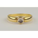 Ring mit kleinem Diamant-Brillant in runder Fassung, 585er Gold