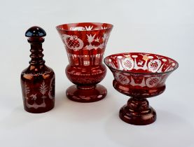 Vase, Schale und Karaffe, rubinrot überfangen, Böhmen, 20.Jh.