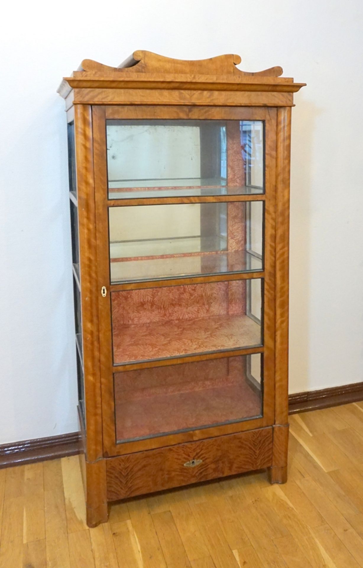 Vitrine mit Geheimfach, Biedermeier, um 1830