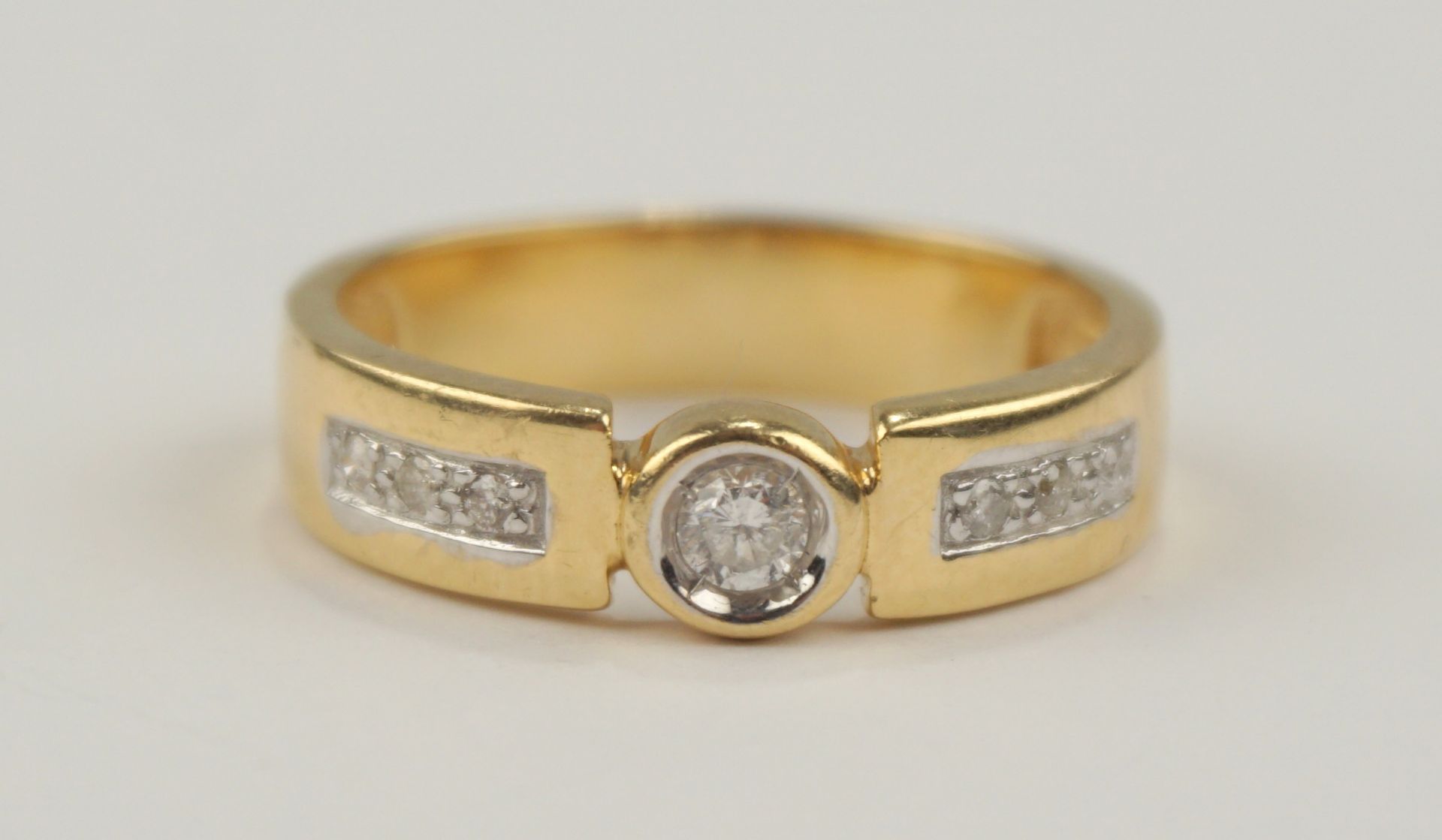 Ring mit 7 Diamant-Brillanten, total ca.0,40ct, 585er Gold