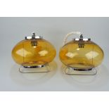 2 Zuglampen, 1970er Jahre, bernsteinfarbenes Glas/verchromtes Metall