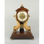 Empire-Delphin-Uhr, Österreich um 1810/1820