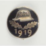 Stahlhelmbund - Diensteintrittsabzeichen 1919, große Ausführung, 835er Silber, selten