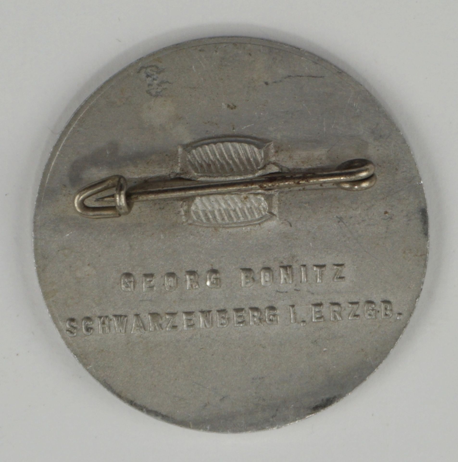 Mitgliedsabzeichen Deutsche Arbeistfront an Nadel und Leichtmetallabzeichen 1. Mai 1936, WK II - Bild 2 aus 2