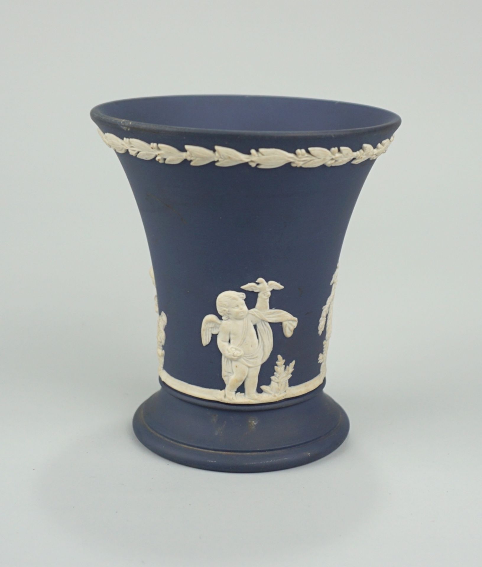 Vase, Bisquitporzellan, Wedgwood, England, 1.Hälfte 20.Jh. - Image 2 of 4