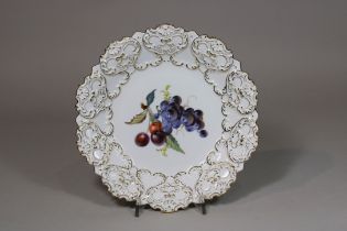 Früchteteller, Porzellan, Meissen, 1. Wahl, Frucht- und Golddekor, Dm.: 23 cm. Guter, altersbedingt