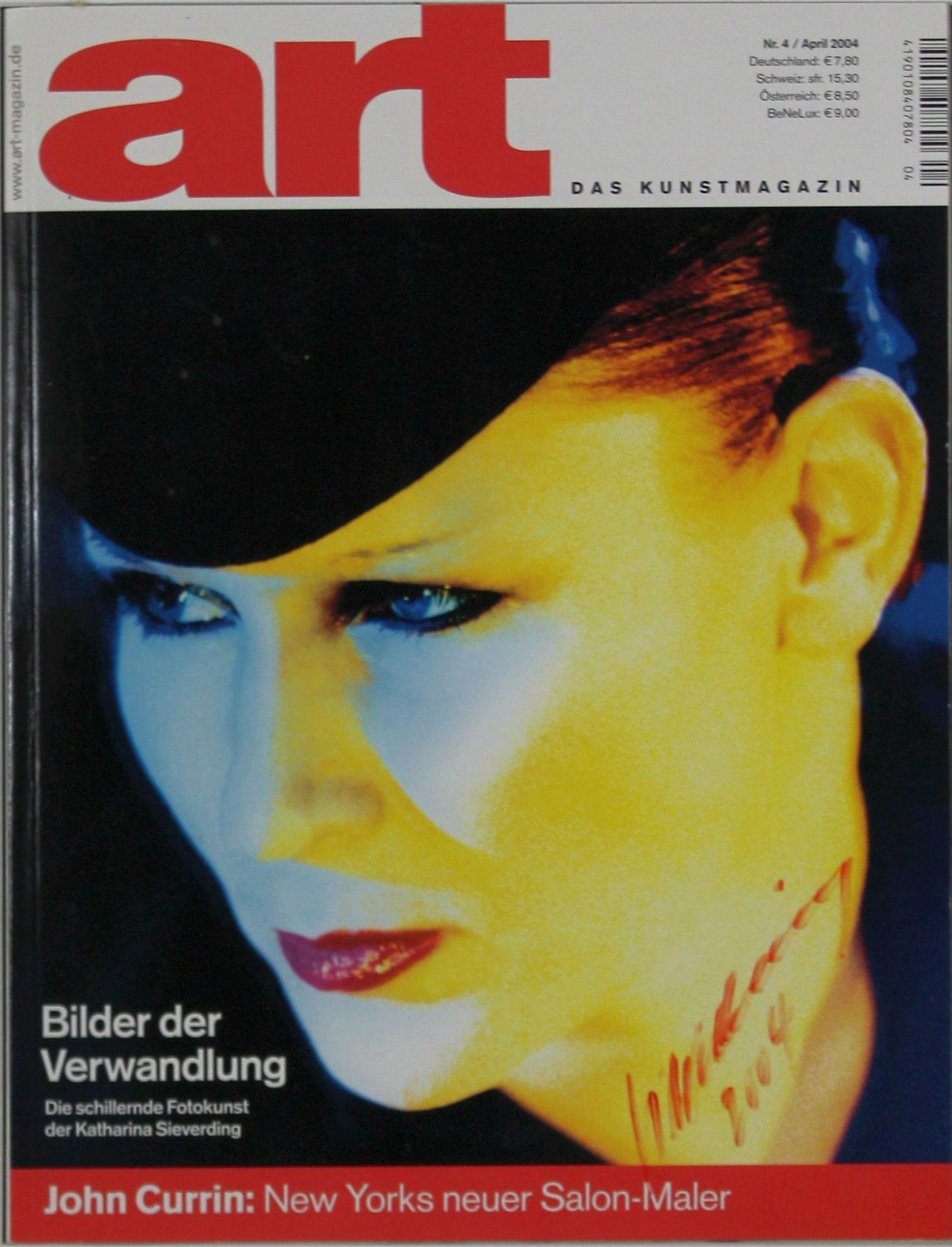 ART Magazin handsigniert von Katharina Sieverding (deutsch, geb. 1941), 2004, Maße: 28 x 22 cm, Rah
