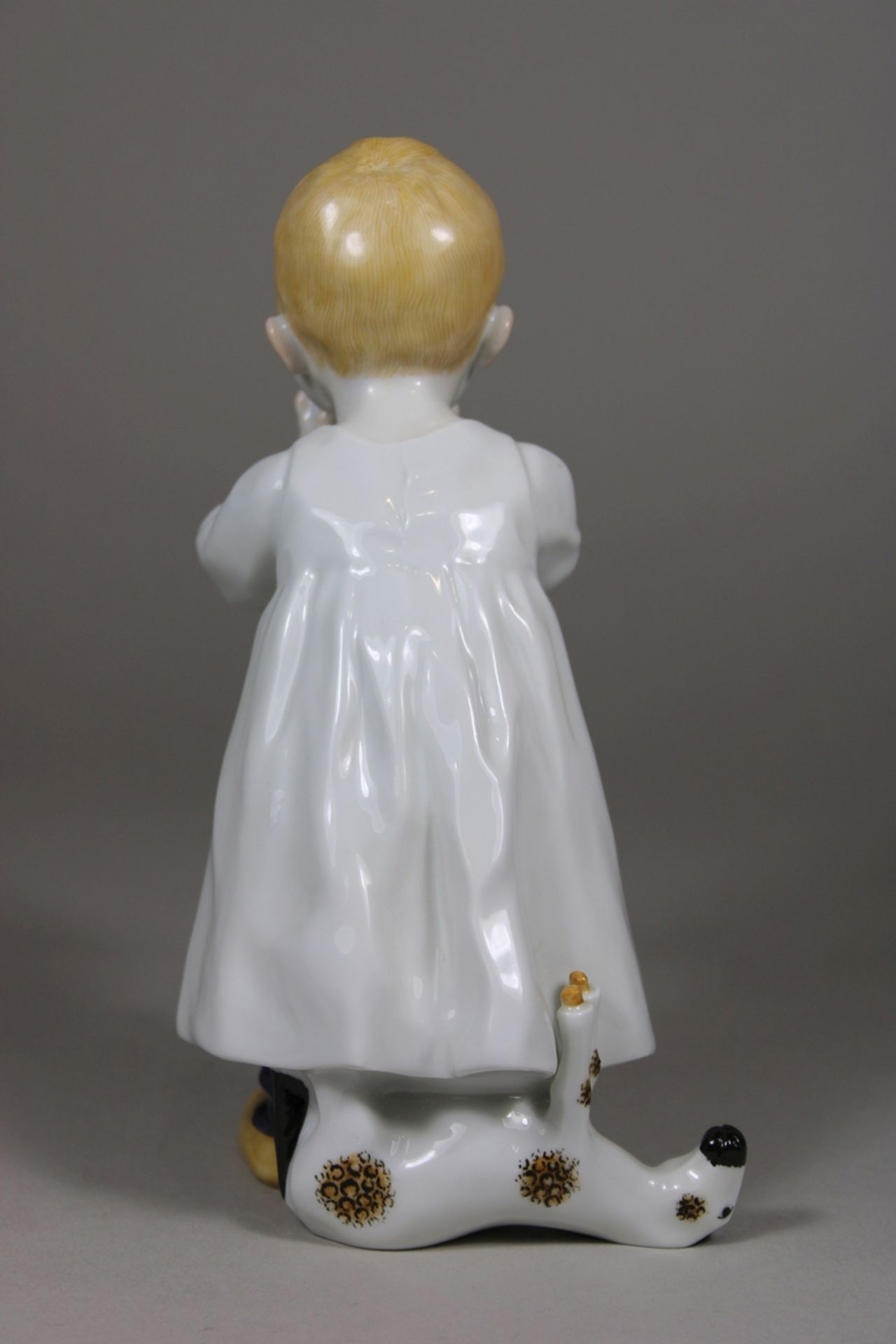 Porzellanfigur, Hentschelkind, Junge mit Zwiebelmuster Tasse, Meissen, Schwertermarke, 1. Wahl, Mod - Bild 4 aus 7