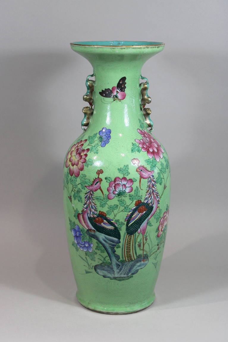 Famille rose Vase, China, Porzellan, Yongzheng-Periode, ohne Marke, Darstellung: die Götter der dre