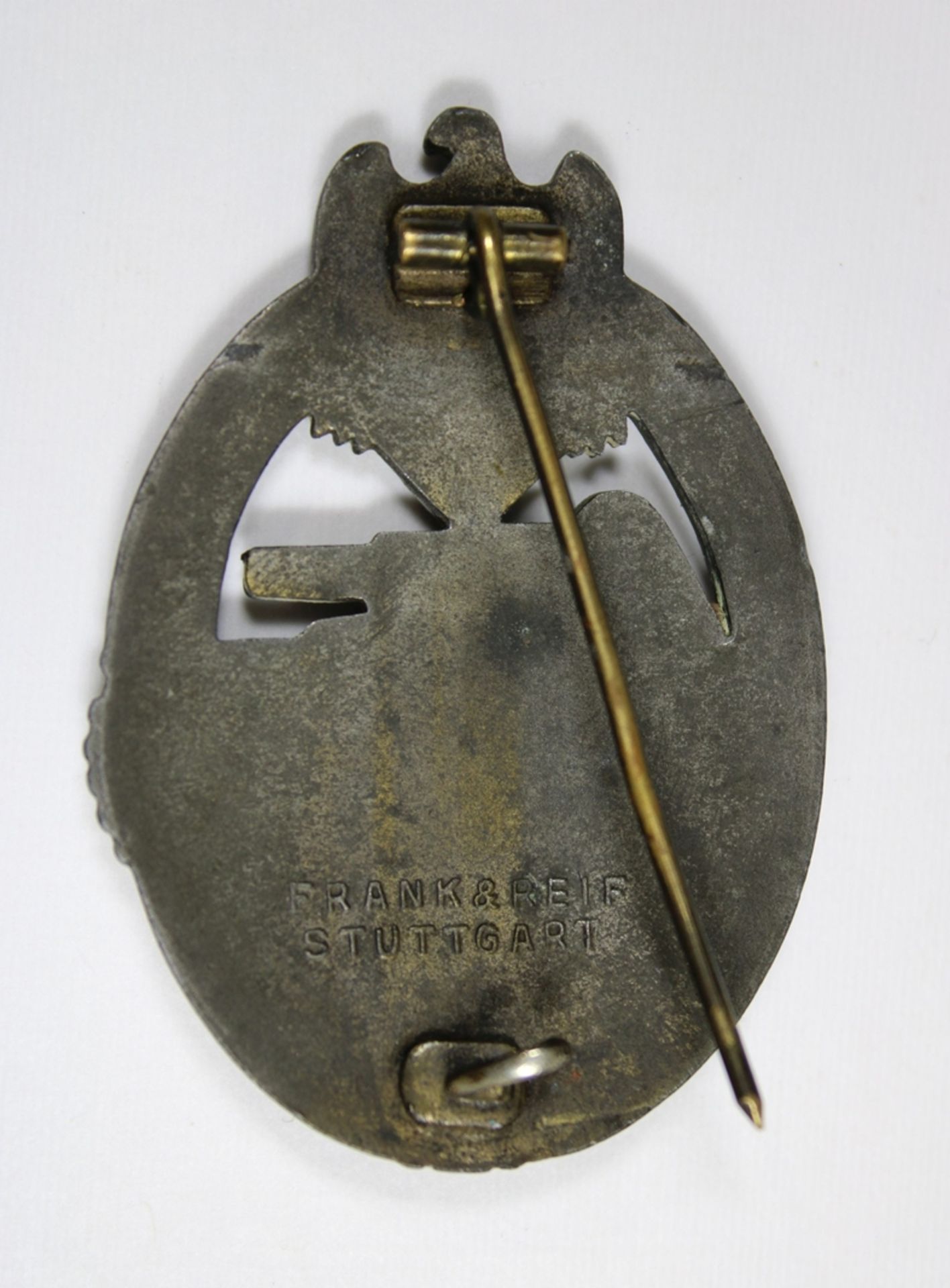 Panzerkampfabzeichen, Bronze, Rückseite: massiv, Herstellermarke: Frank and Reif Stuttgart. Altersg - Bild 2 aus 2