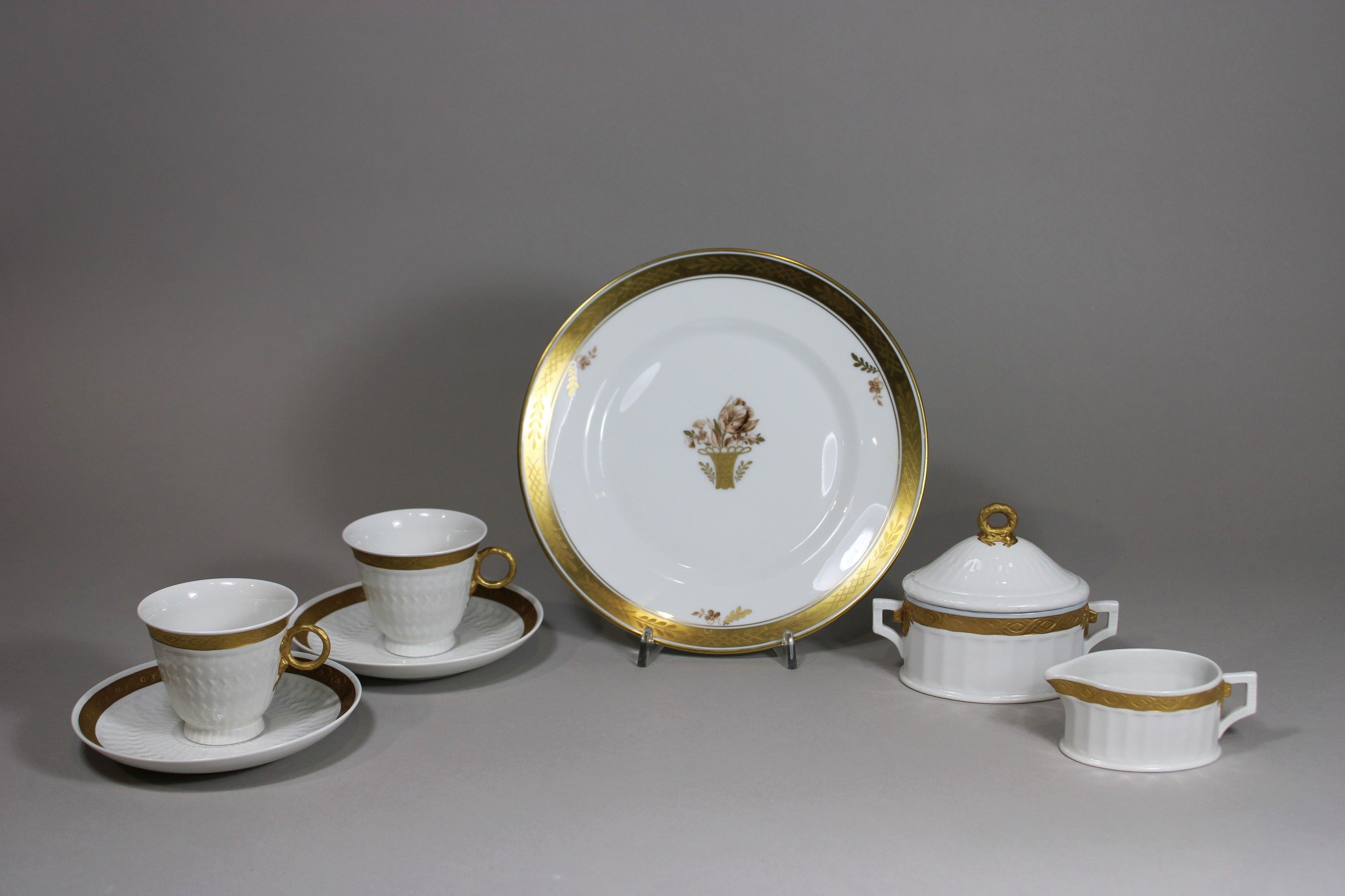 Tete-a-Tete 7 Tl., Royal Copenhagen, 1 Wahl, Gold Fan, bestehend aus: 2 Mokkatassen, 2 Unterteller,