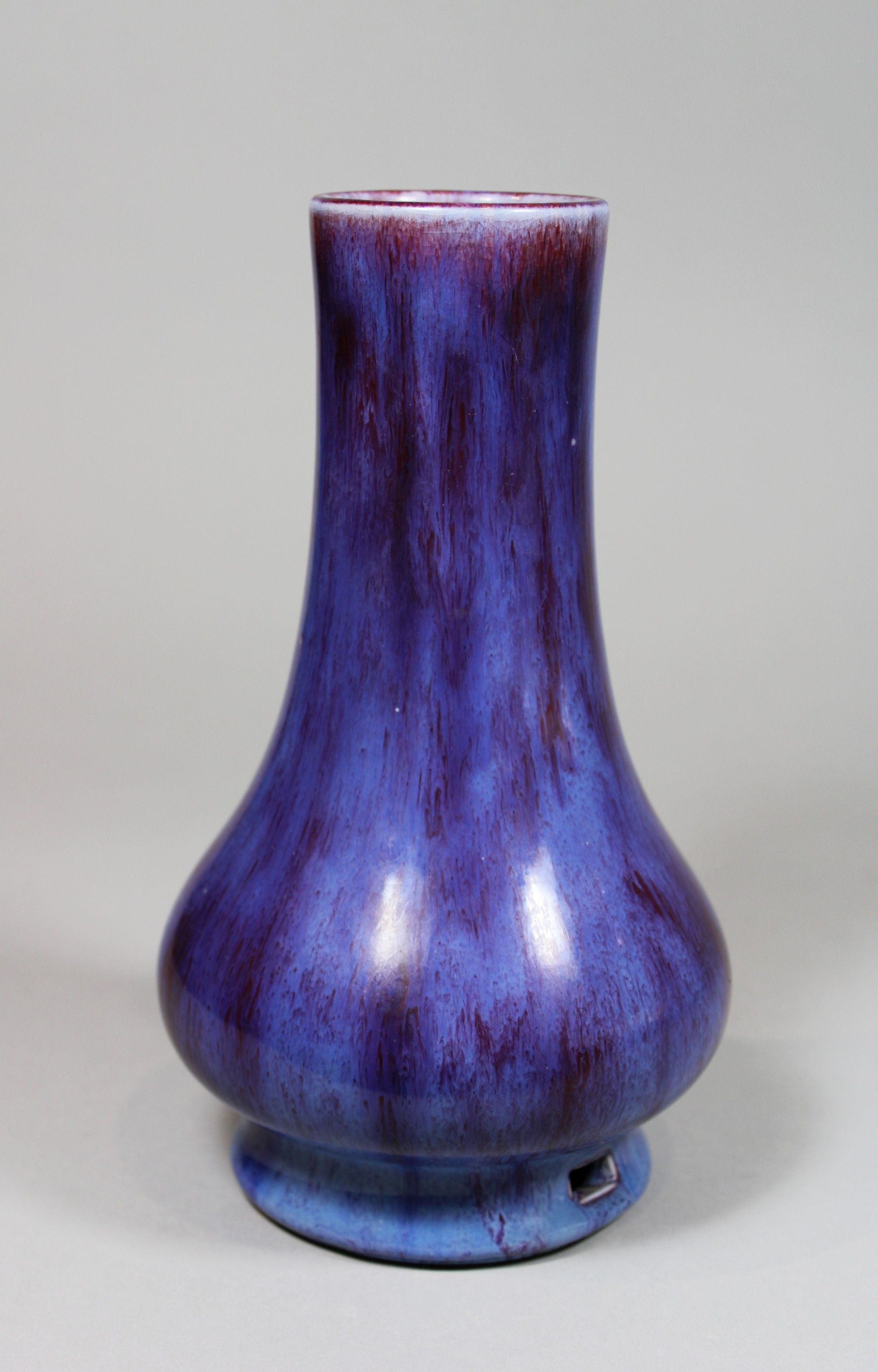 Vase, China, Porzellan, Ohne Marke, Flambe-Glasur, H.: 21,5 cm. Guter, altersbedingter Zustand, Gla