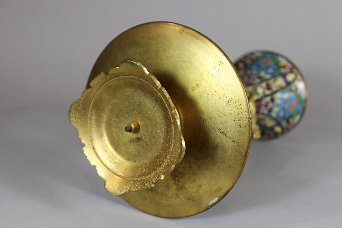 Art Deco Vase, Frankreich, Cloisonne Emaille, vergoldetes Kupfer, frühes 20. Jh.,, H.: ca. 26,5 cm. - Bild 3 aus 4