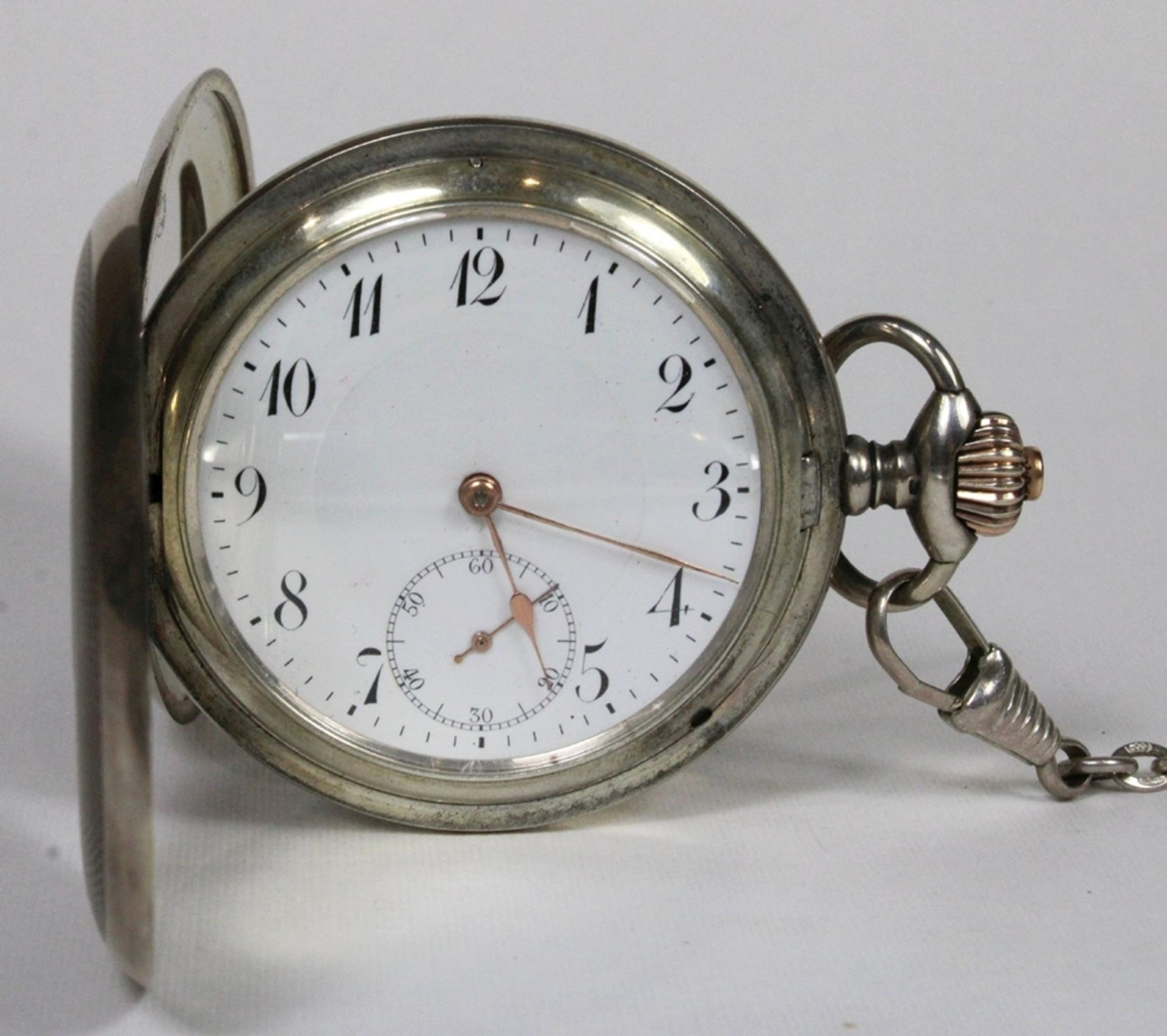 IWC Herrentaschenuhr, 1914, 800er Silber, Punze: Halbmond und Krone, mit silberner Uhrenkette, Mode